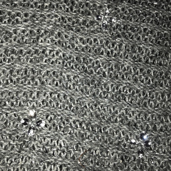 Sweater - Picture 3 of 3